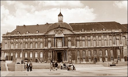 Liege palace